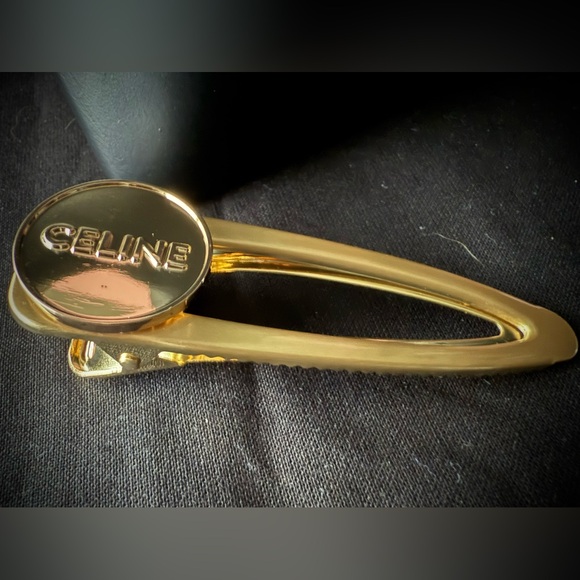 💫 Celine Beauté NIB Gold Clip - Picture 2 of 4